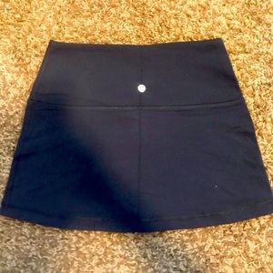 Black lululemon tennis skirt🖤